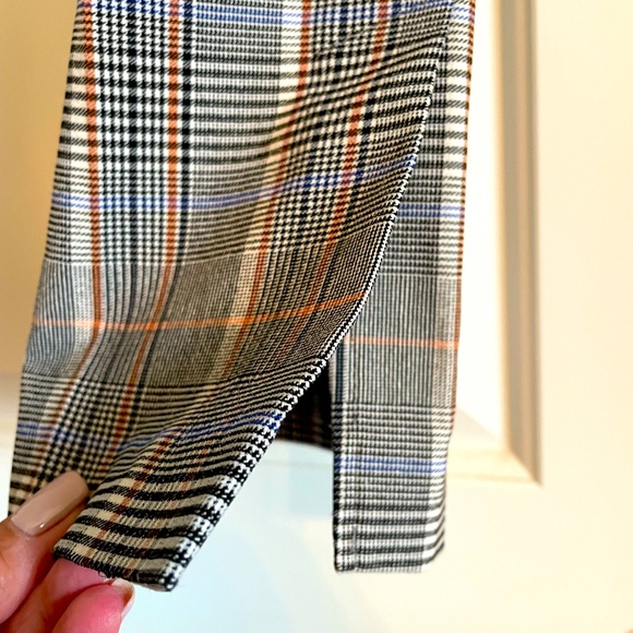 Pull Up Pants - Picture 4 of 7